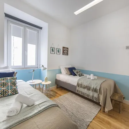 דירה Downtown 2bedroom Wonder